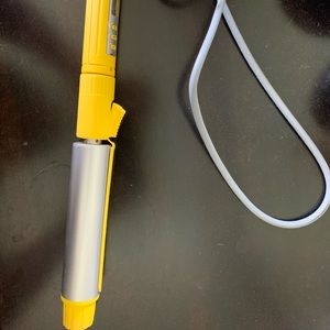 3-Day Bender Digital Curling Iron  DryBar